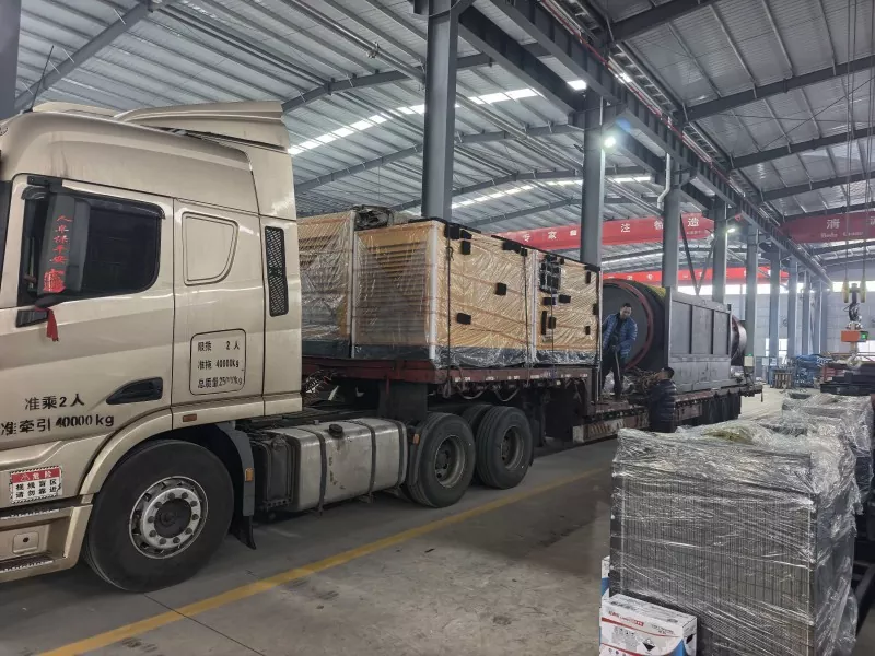 Makîneyên Madenê Jinqi Parçeyek Amûrên Veqetandin û Piştgiriyê yên Drumê dişîne Rûsyayê