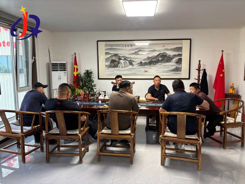 Xerîdarên zêrê yên Amerîkaya Başûr ji bo kontrolkirina kargehê serdana Makîneya Madenê ya Qingzhou Jinqi kirin.